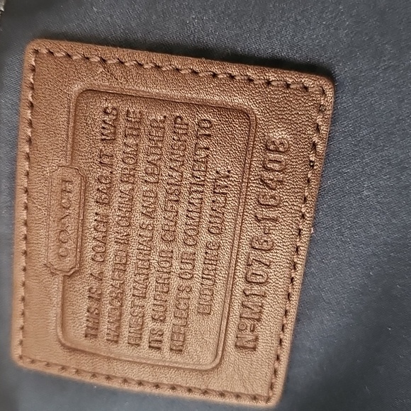 COACH COLETTE SIGNATURE stylish Beige and Snake Print Women's Bag. - Picture 6 of 10